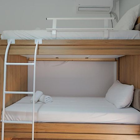 Hotel Holiday Sarandë 외부 사진