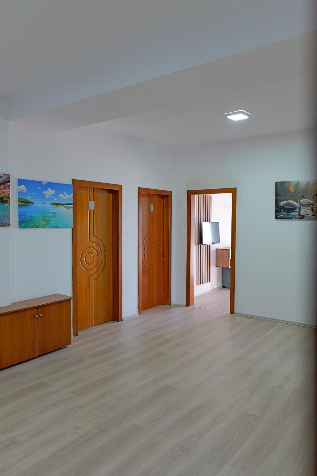 Hotel Holiday Sarandë 외부 사진