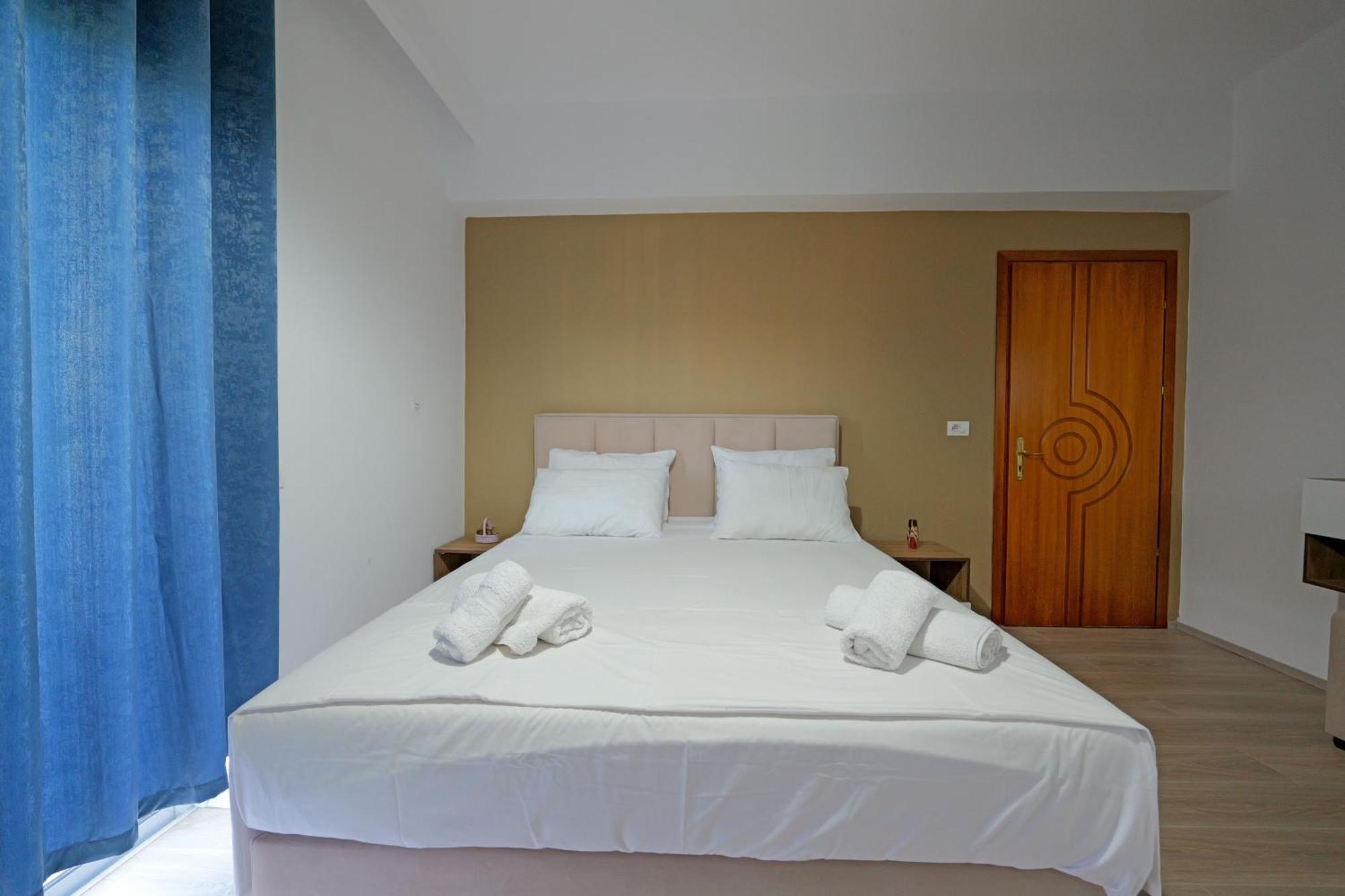 Hotel Holiday Sarandë 외부 사진