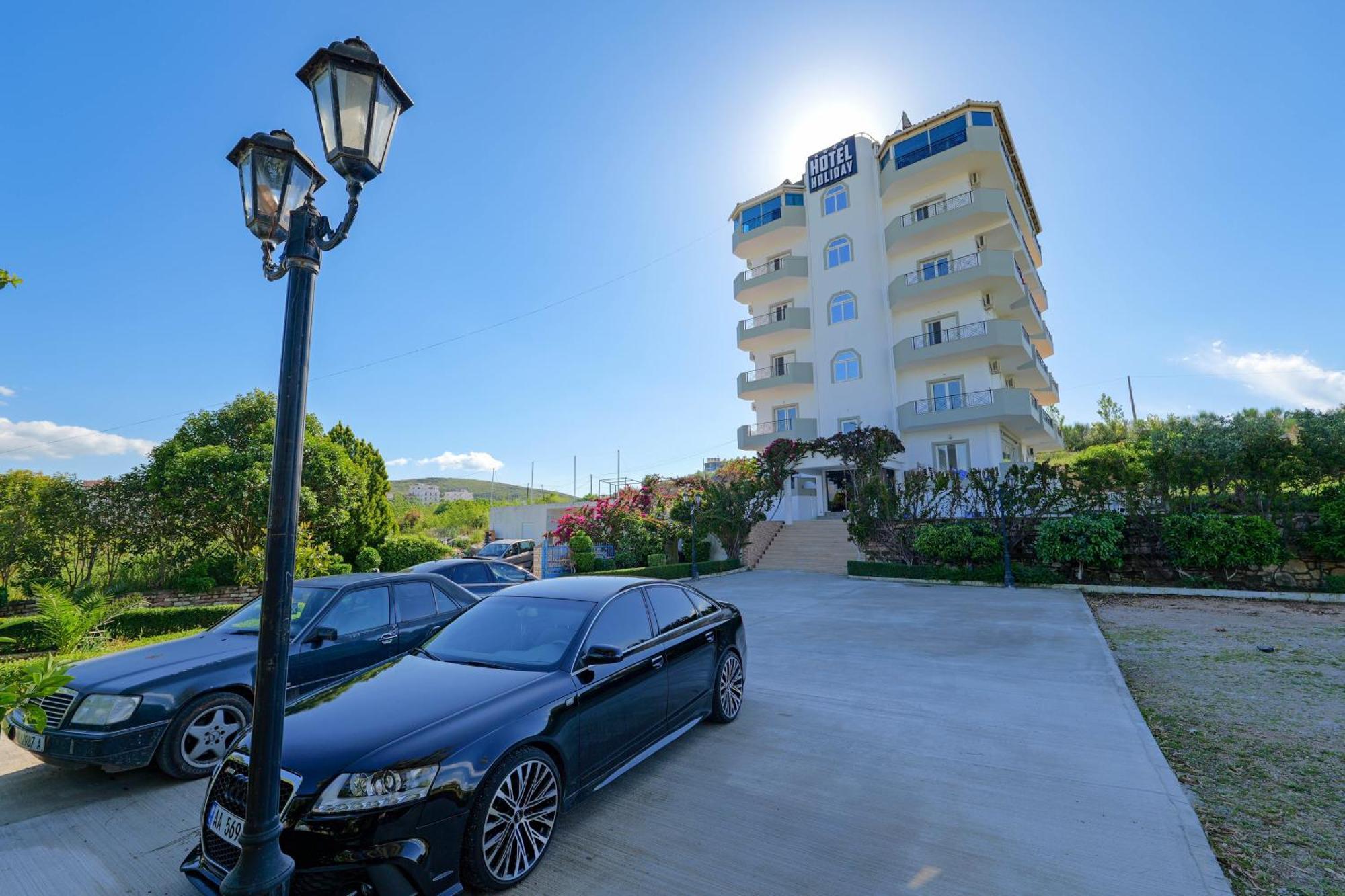 Hotel Holiday Sarandë 외부 사진
