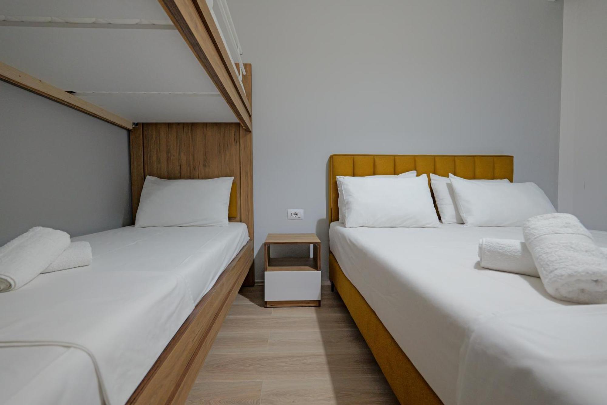 Hotel Holiday Sarandë 외부 사진